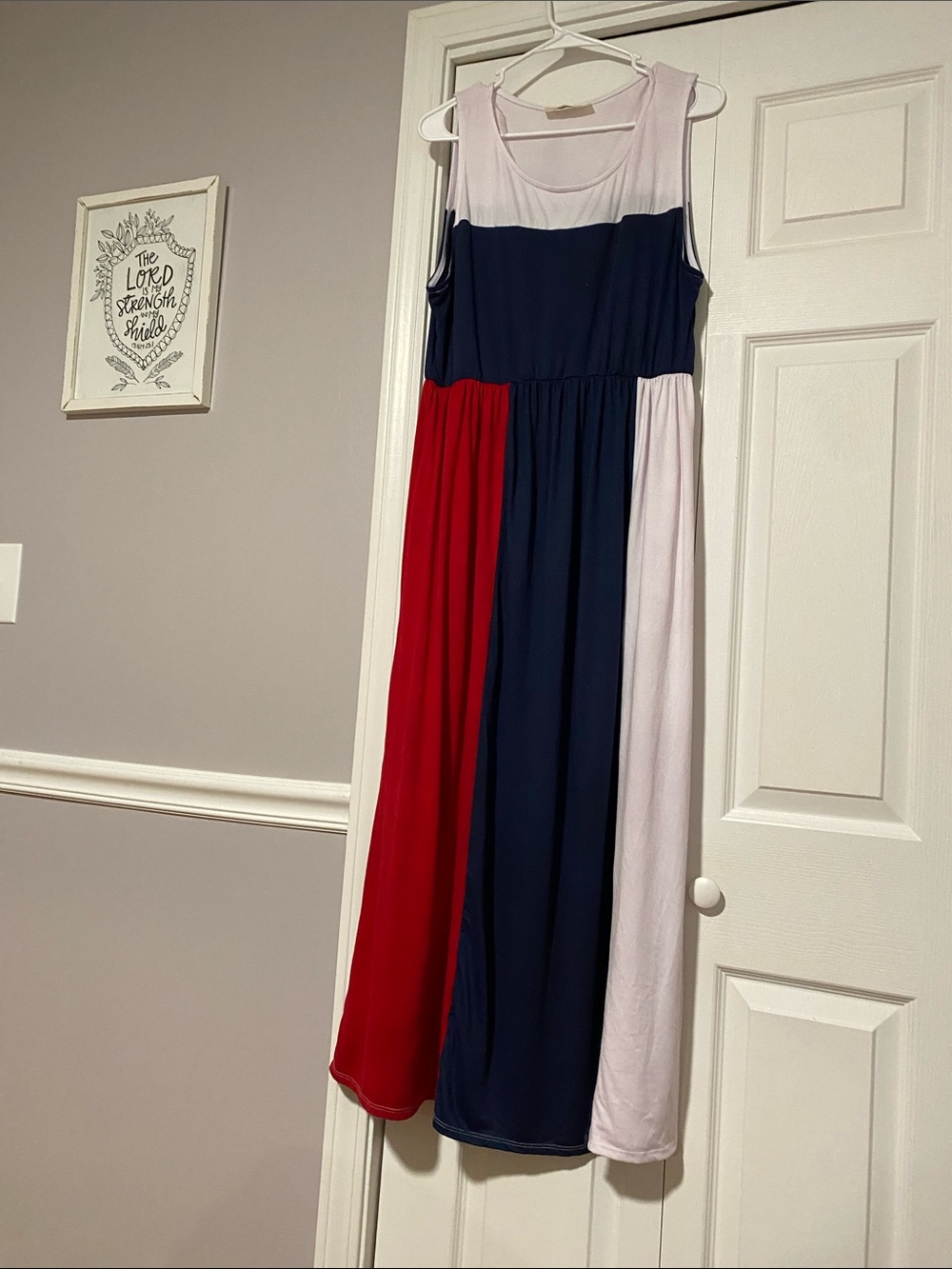 Colorblock Sleeveless Maxi Dress in Navy, Red & white